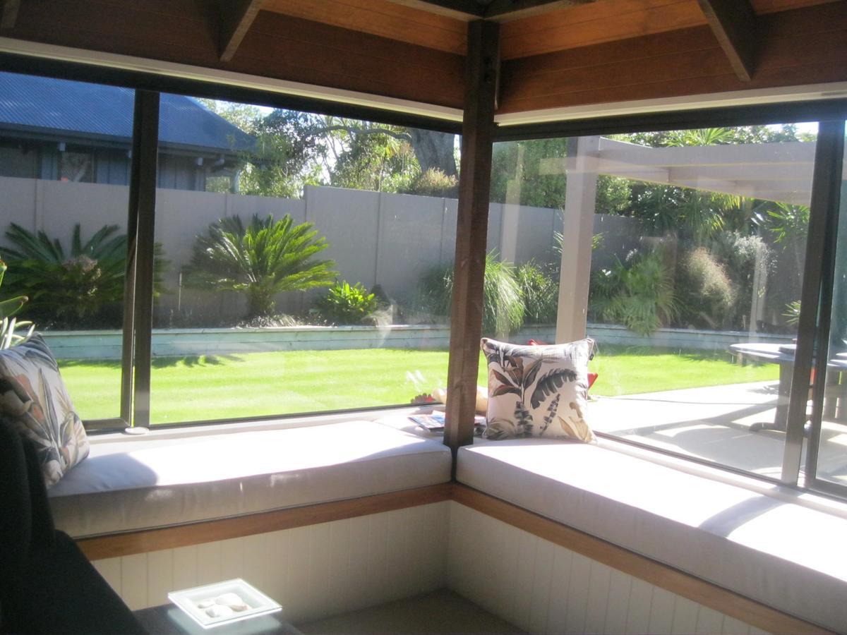 104 On Moore Bed & Breakfast Whangamata Exteriör bild